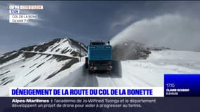 Le déneigement de la route du col de la Bonette en cours