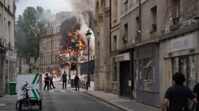 A Paris, dans le 5e arrondissement, une explosion a soufflé un immeuble ce 21 juin 2023.