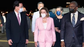 Nancy Pelosi lors de son arrivée à Taïwan, le 2 août 2022