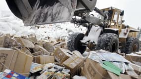 Cette mesure, présentée comme une "première mondiale" par le chef du gouvernement, vise à imposer de donner ces produits ou de les recycler, à partir de fin 2021 ou de fin 2023 - Jussi Nukari / Lehtikuva/AFP