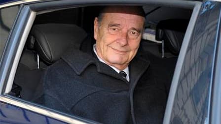 Jacques Chirac est "agacé" par le renvoi de son procès dans un dossier d'emplois fictifs présumés, décidé mardi pour une question de procédure, et souhaite être jugé avant la fin de l'année, a dit son avocat Jean Weil. /Photo prise le 7 mars 2011/REUTERS/