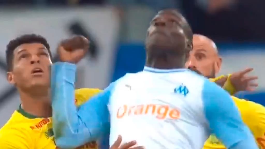 Diego Carlos et Balotelli Diego Carlos et Balotelli