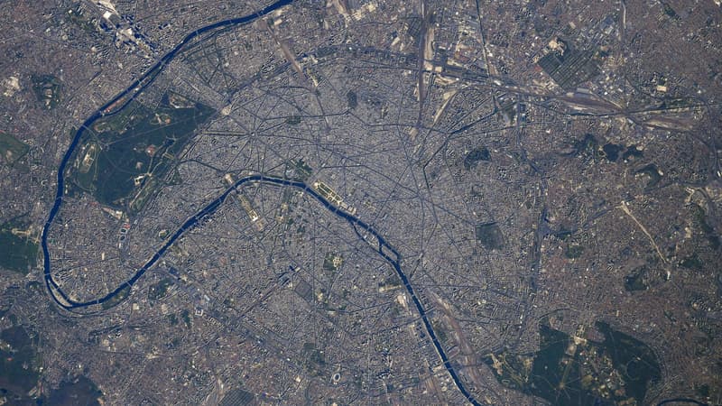 Paris vue de l'espace, immortalisée par l'astronaute français Thomas Pesquet.