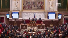 Suivez en direct les débats sur les motions de censure à l'Assemblée