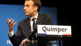 Emmanuel Macron lundi 16 janvier à Quimper, en Bretagne.