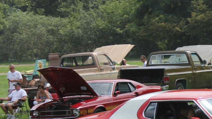 La Gran Torino connait son premier moment de gloire ans les années 70, en devenant la voiture du duo de flics le plus célèbres de la décennie. La Gran Torino connait son premier moment de gloire ans les années 70, en devenant la voiture du duo de flics le plus célèbres de la décennie.