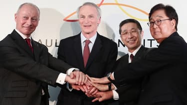 Selon le quotidien économique américain, The Wall Street Journal, Nissan souhaiterait que Renault, qui détient 43% du groupe japonais, réduise sa participation.