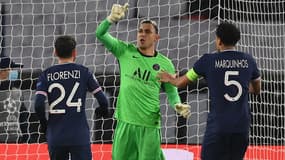 La joie de Keylor Navas après avoir repoussé le penalty de Lionel Messi lors de PSG-Barça.