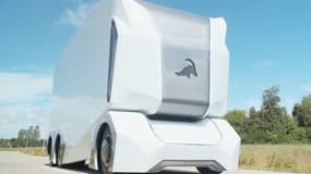 Baptisé T-Pod, le camion de la start-up suédoise Einride, au look original, n’a besoin ni de cabine ni de conducteur.