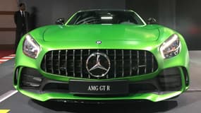 Mercedes a lancé l'AMG GT R avec cette peinture verte comme signe distinctif/