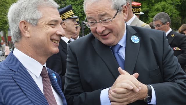 Claude Bartolone (à gauche) et Jean-Paul Huchon, le 8 mai 2015, à Paris.