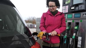 Les Parisiens ont moins profité de la baisse des prix à la pompe que les autres Français