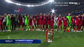 Ligue des champions - Le "You'll Never Walk Alone" des joueurs de Liverpool face à leurs supporters