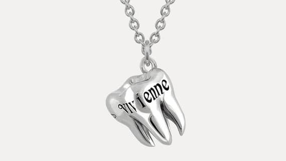 Pendentif, Vivienne Westwood