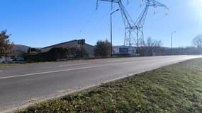 Route départementale 4096 à Château-Arnoux-Saint-Auban dans les Alpes-de-Haute-Provence où s'est tué une jeune fille de 17 ans le samedi 20 décembre 2025