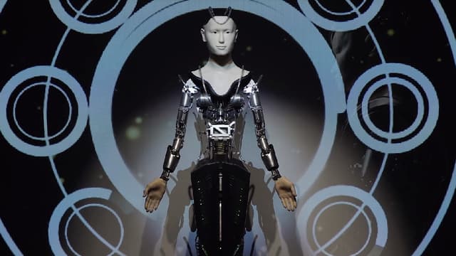 Le robot Mindar, au Japon.