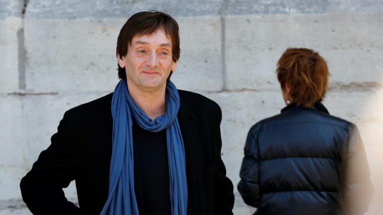 L'humoriste français Pierre Palmade assiste aux obsèques de l'humoriste française Sylvie Joly à l'église Saint-Sulpice à Paris, le 9 septembre 2015