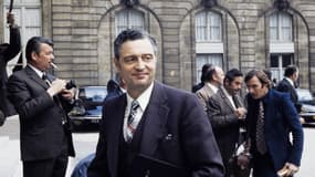 Michel Durafour, alors ministre du Travail quitte son cabinet en juin 1974
