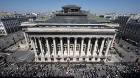 La Bourse de Paris progresse 