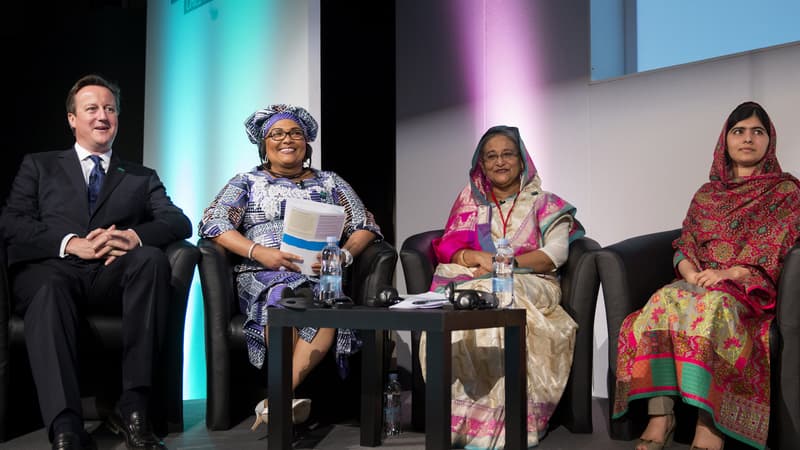 La conférence internationale sur les mariages forcés à Londres, avec David Cameron (g) et Malala (d).