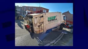 Le camion-poubelle a été évacué.