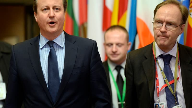 Ivan Rogers (ici à droite de l'ex-Premier ministre David Cameron) a démissionné de son poste d'ambassadeur britannique auprès de l'UE.