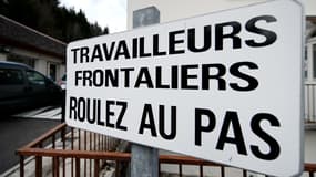 Les Français domiciliés dans l'Hexagone et ayant le statut de travailleur frontalier pourront continuer de recourir au télétravail jusqu'au 31 décembre 2020 sans que cela n'ait de conséquence sur leurs impôts cette année.
