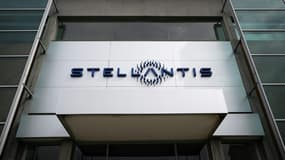 Stellantis recule en Bourse