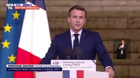 Emmanuel Macron dénonce "les lâches" qui ont livré l'enseignant décapité "aux barbares"