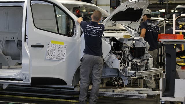 L'usine Renault de Sandouville est affectée à la production de véhicules utilitaires.