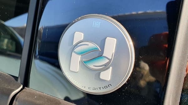Le logo "H" pour Hybrid Le logo "H" pour Hybrid