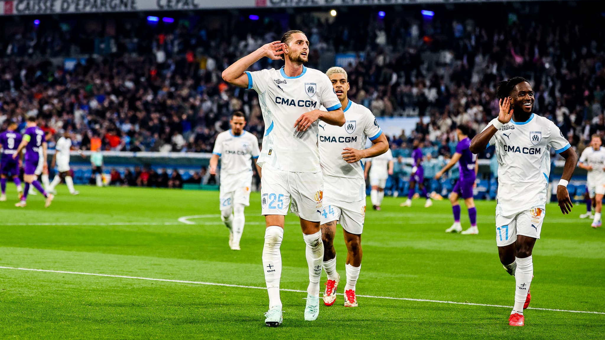"C’EST UN TYPE BIEN": LA PREMIÈRE PRISE DE PAROLE D'ADRIEN RABIOT SUR SA BAGARRE AVEC JONATHAN ROWE À L'OM