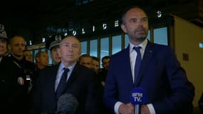 Edouard Philippe et Gérard Collomb au commissariat du 13e arrondissement de Paris, le 1er mai 2018.