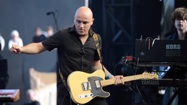 Le chanteur Dominique A, lors du festival des Francofolies.
