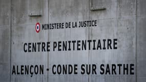 La façade de la prison de Condé-sur-Sarthe (Orne), le 6 octobre 2025. (Photo d'illustration)