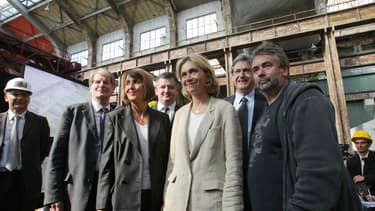 Patrick Braouezec, Christine Albanel, Augustin de Romanet, Valérie Pécresse, Christian Blanc et Luc Besson sur le chantier de la cité le 11 juin 2009