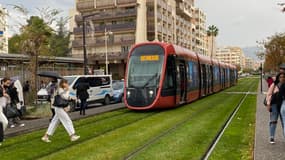 Le tramway bloqué à Nice ce 12  novembre 2021