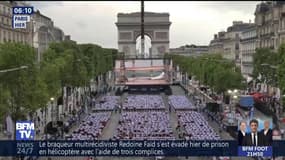 "Les Visiteurs" projeté en plein air sur les Champs-Élysées pour la fête du cinéma