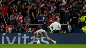 Des supporters de l'Atlético contre le Real Madrid le 29 septembre 2024