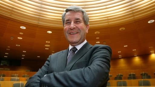 Philippe Richert, président du Conseil régional d'Alsace, défend le projet expérimental d'unifier région et départements.