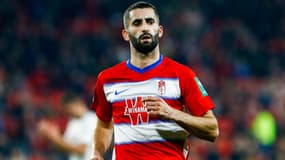 Maxime Gonalons avec le maillot de Grenade, à Séville le 25 janvier 2020