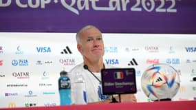 Didier Deschamps répond à la presse avant l'entrée en lice des Bleus au Mondial