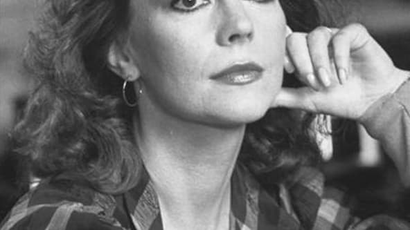 L'enquête sur la mort de l'actrice américaine Natalie Wood, qui jouait le rôle de Maria dans la comédie musicale "West Side Story", va être rouverte par la police du comté de Los Angeles, qui a été récemment contactés par des personnes affirmant avoir des