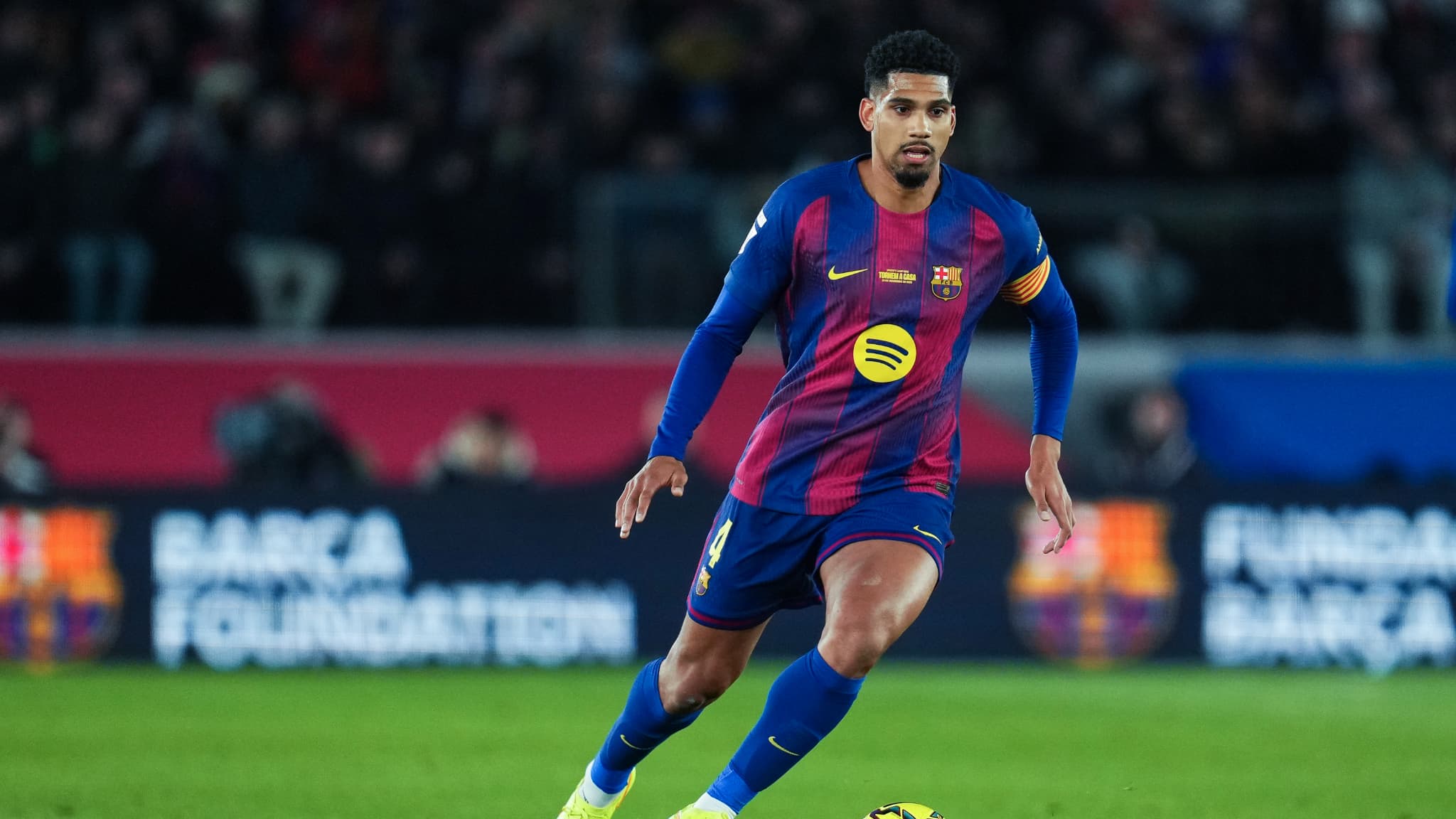 "C'est plus grave qu'on ne le pense", inquiétude autour de la santé mentale de Ronald Araujo qui pourrait ne plus rejouer au Barça