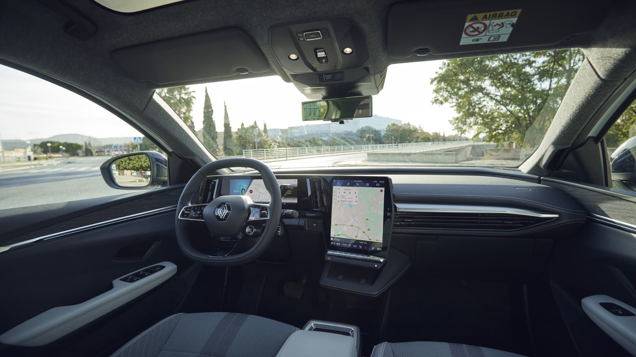 A l'intérieur du nouveau Renault Scénic. A l'intérieur du nouveau Renault Scénic.
