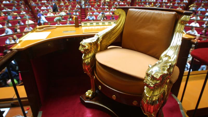 Le "perchoir", siège du président de l'Assemblée nationale.
