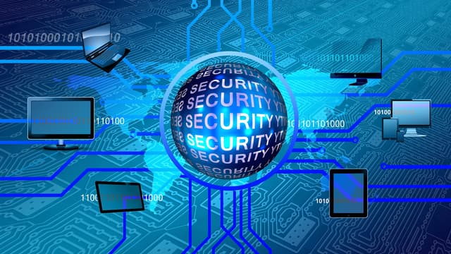 L’intelligence artificielle vient en appui des experts la cybersécurité pour traiter et pré-analyser de grands volumes de données structurées et non structurées.