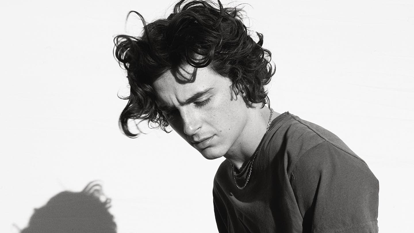 Timothée Chalamet pour Bleu de Chanel - 2023 Timothée Chalamet pour Bleu de Chanel - 2023