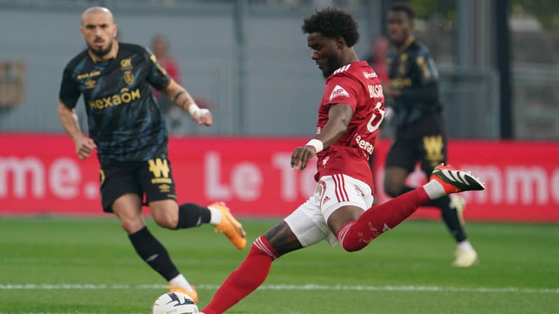 Lilian Brassier lors du match entre Brest et Reims, 10 mai 2024
