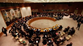 Lors de la réunion du Conseil de sécurité des Nations unies sur la Syrie, mardi. La Russie prévient qu'elle opposera son veto à une résolution de l'Onu exhortant le président syrien Bachar al Assad à démissionner si le texte n'est pas assorti d'un rejet e
